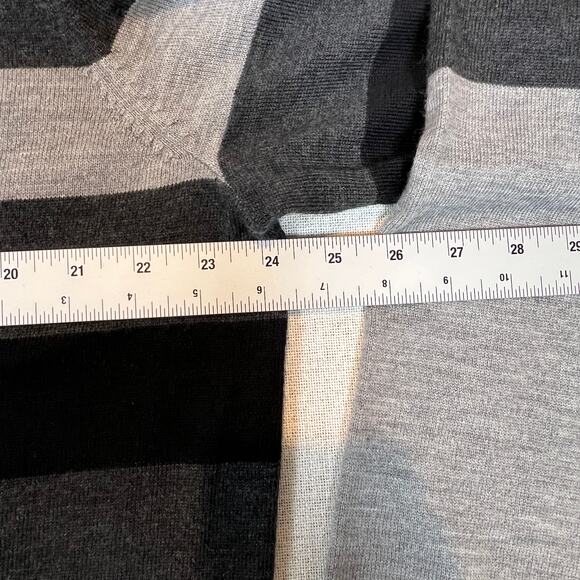 Nordstrom 100% Merino Wool Sweater Men's XL V Neck Striped Extra Fine Merino - Picture 5 of 9